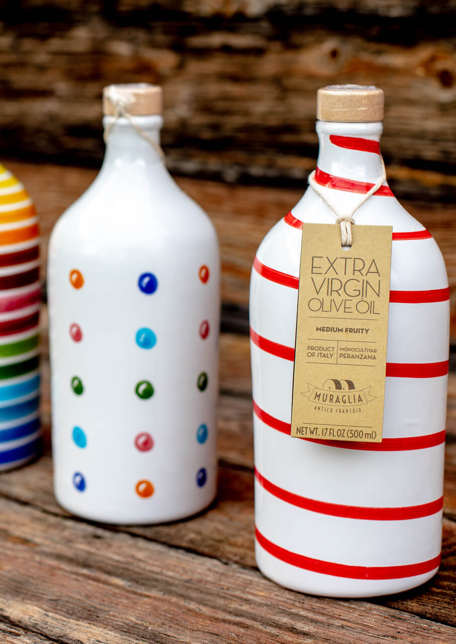 Italiensk extra virgin olivolja i en keramisk "Spotty" flaska "Muraglia MEDIUM FRUITY" 500 ml (medium fruktig)