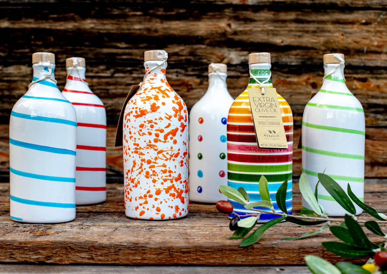 Italiensk extra virgin olivolja i en keramisk "Spotty" flaska "Muraglia MEDIUM FRUITY" 500 ml (medium fruktig)