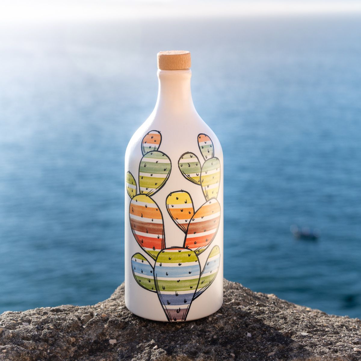 Italian extra virgin olive oil in a ceramic "Prickly Pear" bottle "Muraglia MEDIUM FRUITY" 500 ml (medium fruity)