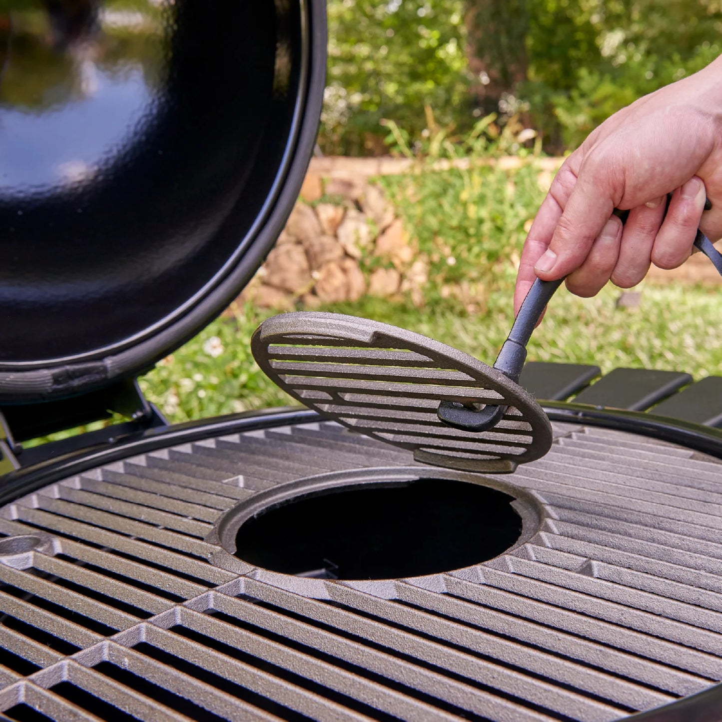 AKORN™ Kamado kolgrill