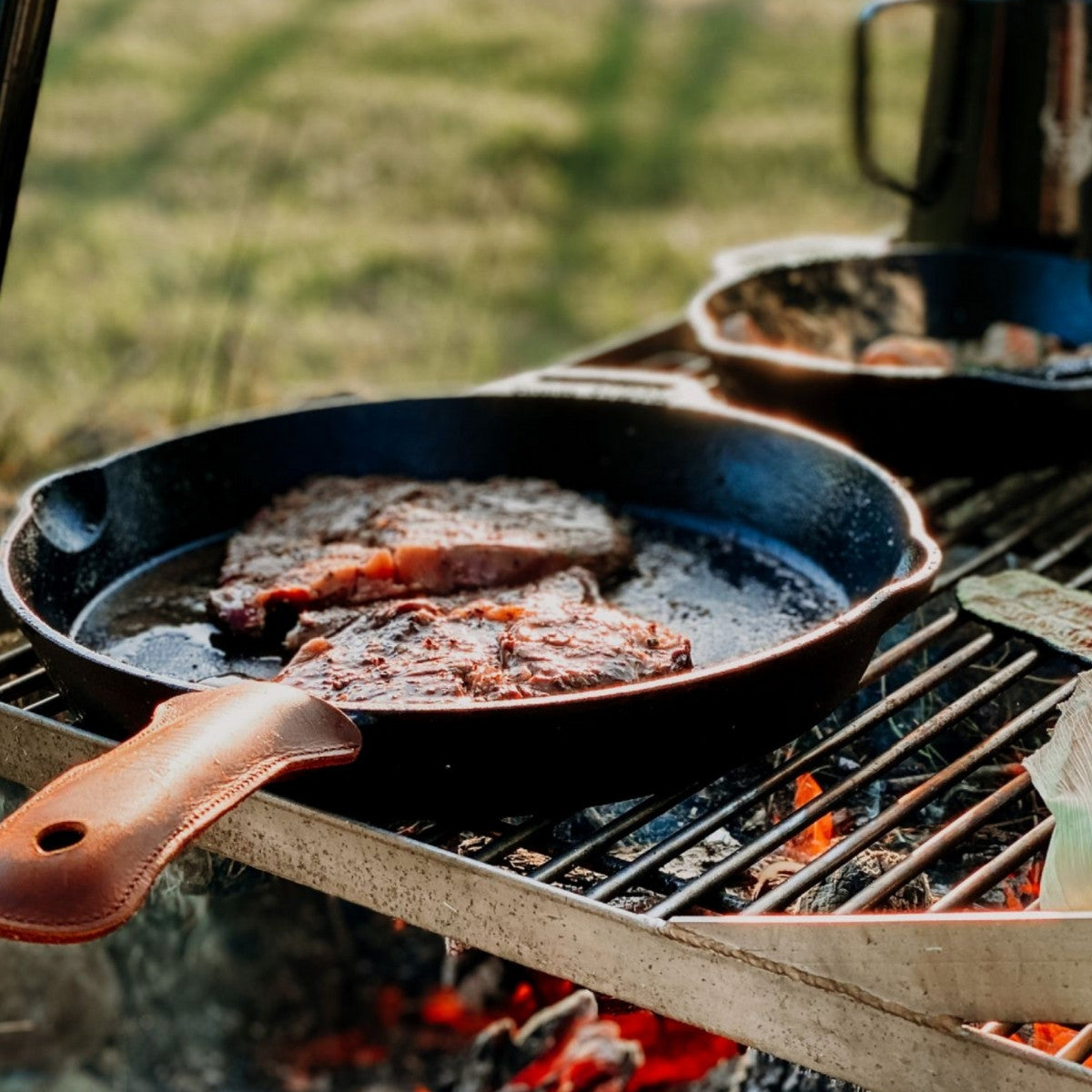 VALHAL Skillet Gjutjärn Stekpanna med Stål 25 cm