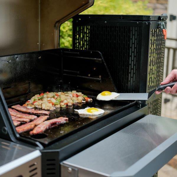 Gravity Series 800 Digital kolgrill + BBQ + rökugn